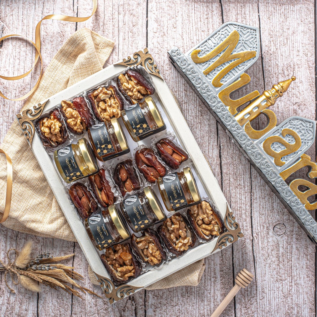 Tray Gift Of Special Honey And Luxury Dates Stuffed | Rayhan